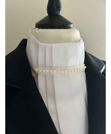 LAVALLIERE DENTELLE 2